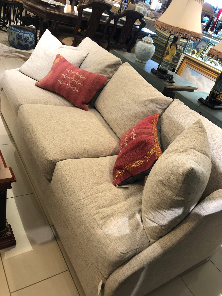 Vanguard Sofa The Consignerie