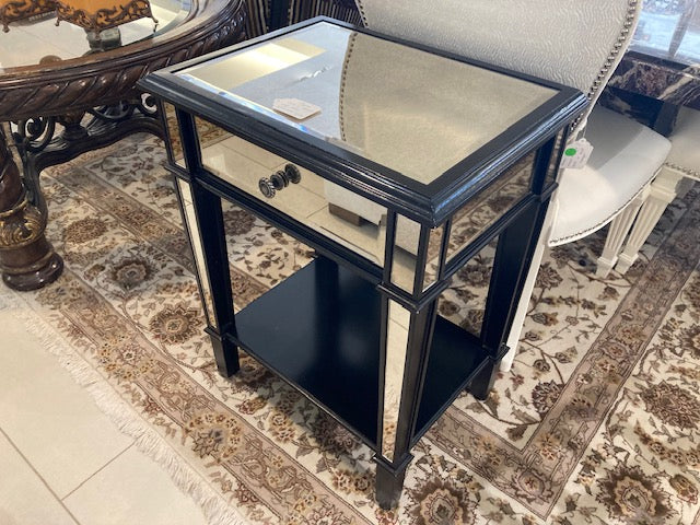 Side Table w/drawer