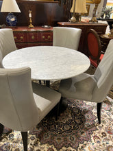 Load image into Gallery viewer, William Sonoma Table and 4 Chairs
