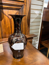 Load image into Gallery viewer, Brown Vase
