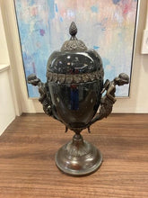 Load image into Gallery viewer, Marble Urn With Lid
