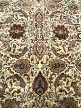 Load image into Gallery viewer, Traditional Gold Rug 9&#39; x 12&#39;
