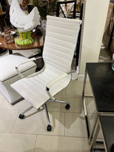 Load image into Gallery viewer, White Desk Chair
